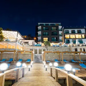 https://gulluk-yali-boutique-otel.kusadasihotels.org