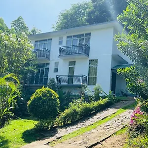 Hill , Kandy Sri Lanka